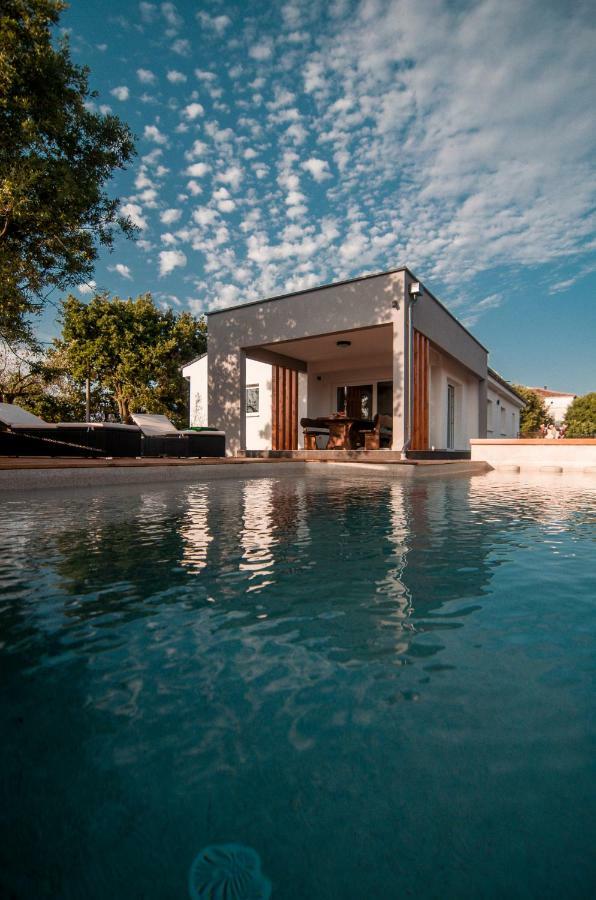 Villa Olea วอดิยัน ภายนอก รูปภาพ